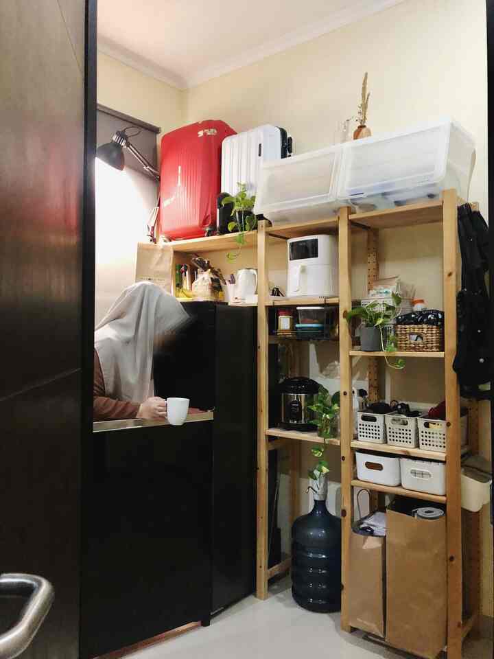 Kamar Kost Suami Istri