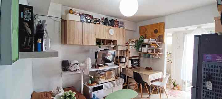 Apartemen Keluarga Seniman 🎨