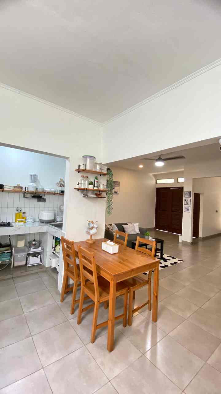 Rumah Adem di Tengah Kota