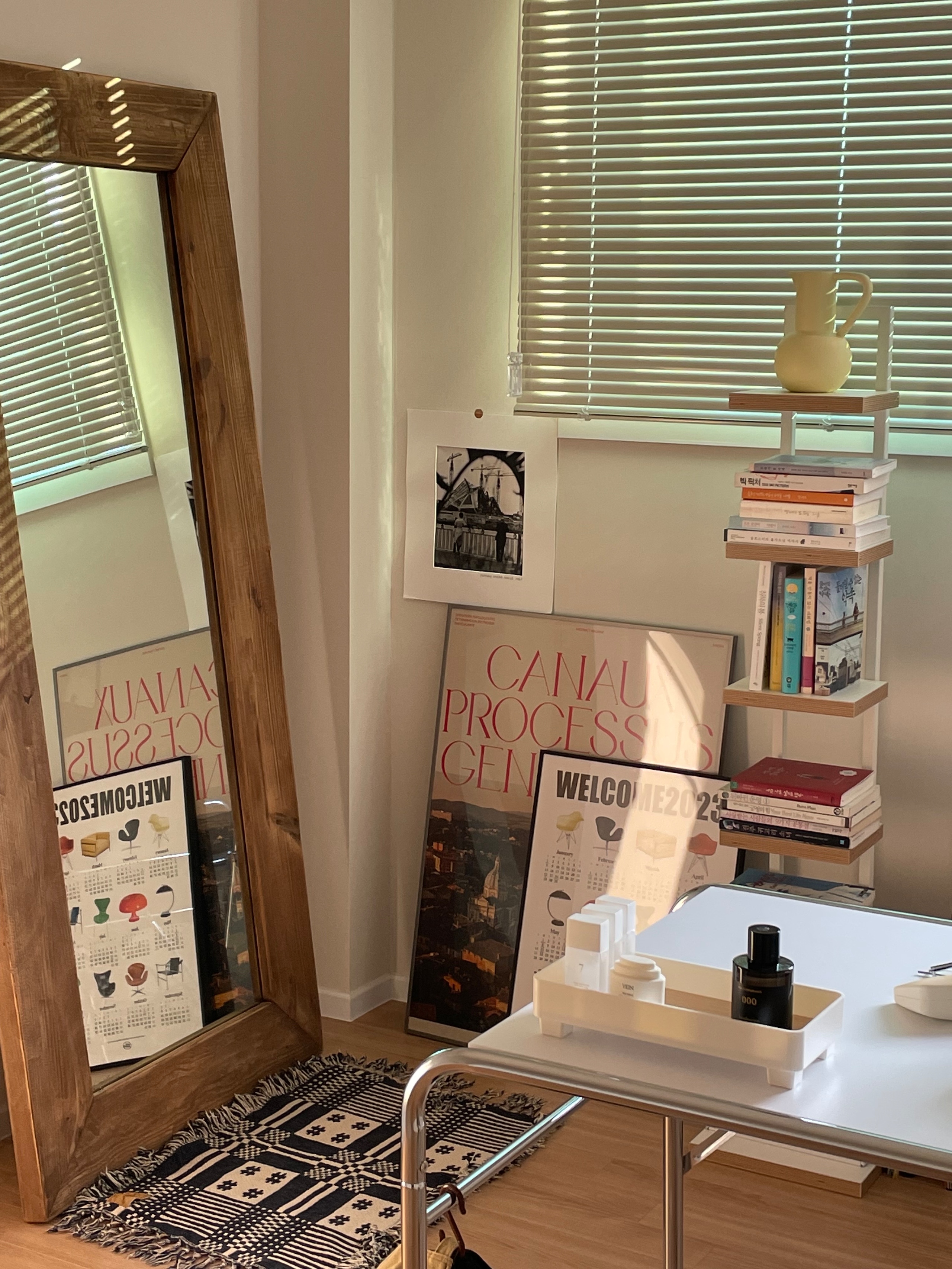 Slim 5-Tier Book Tower user photo