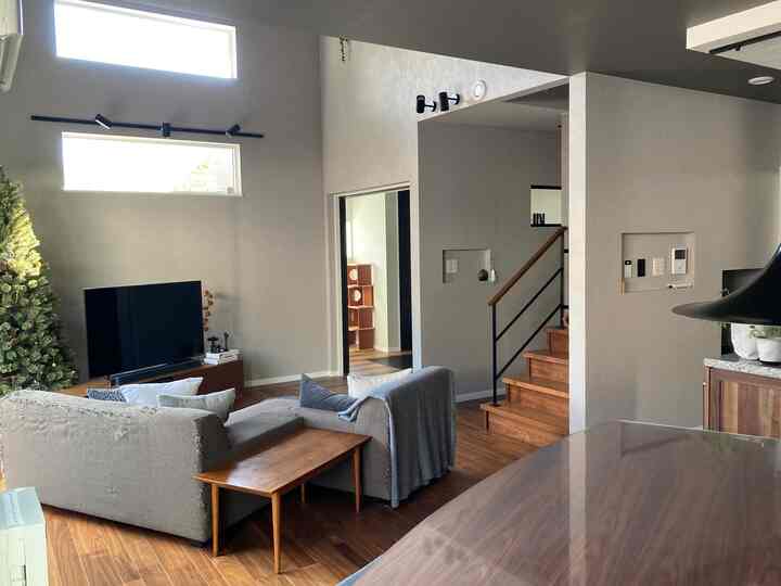 🇯🇵 猫とグレーとウォルナット🐈郊外で叶えた穏やかな暮らし