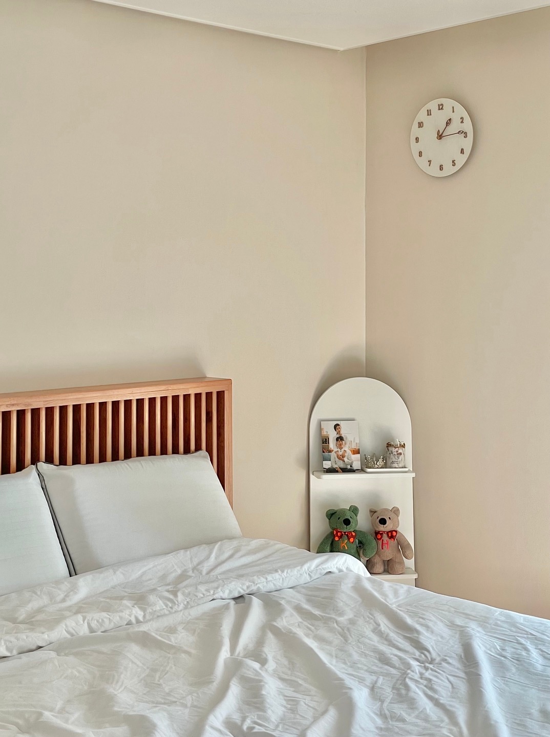 Wood Nature Leaf Wall Clock user photo