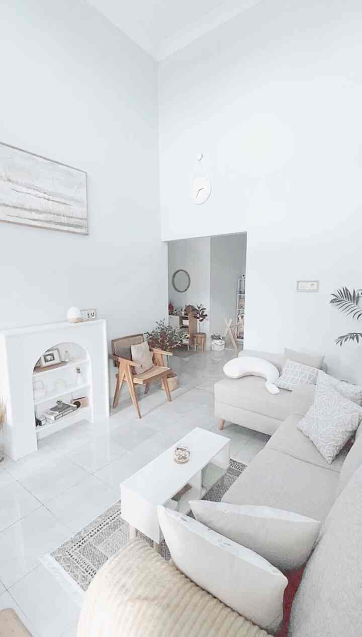 Putih Netral di Rumah Kami~