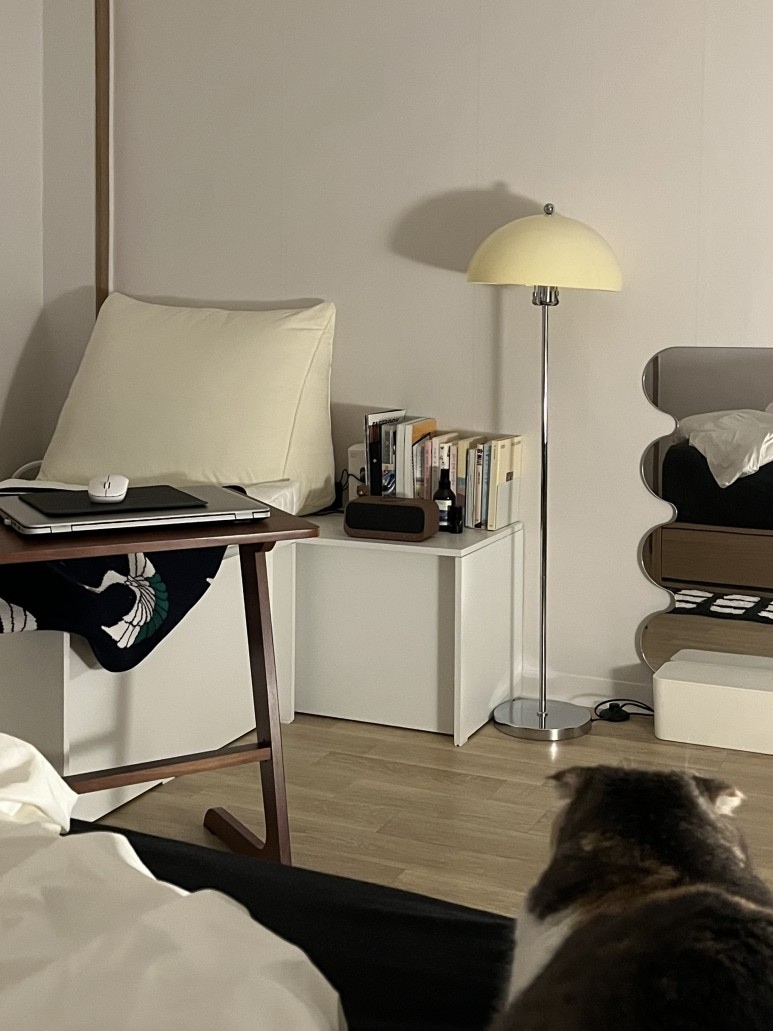 Sori Solid Wood Side Table user photo