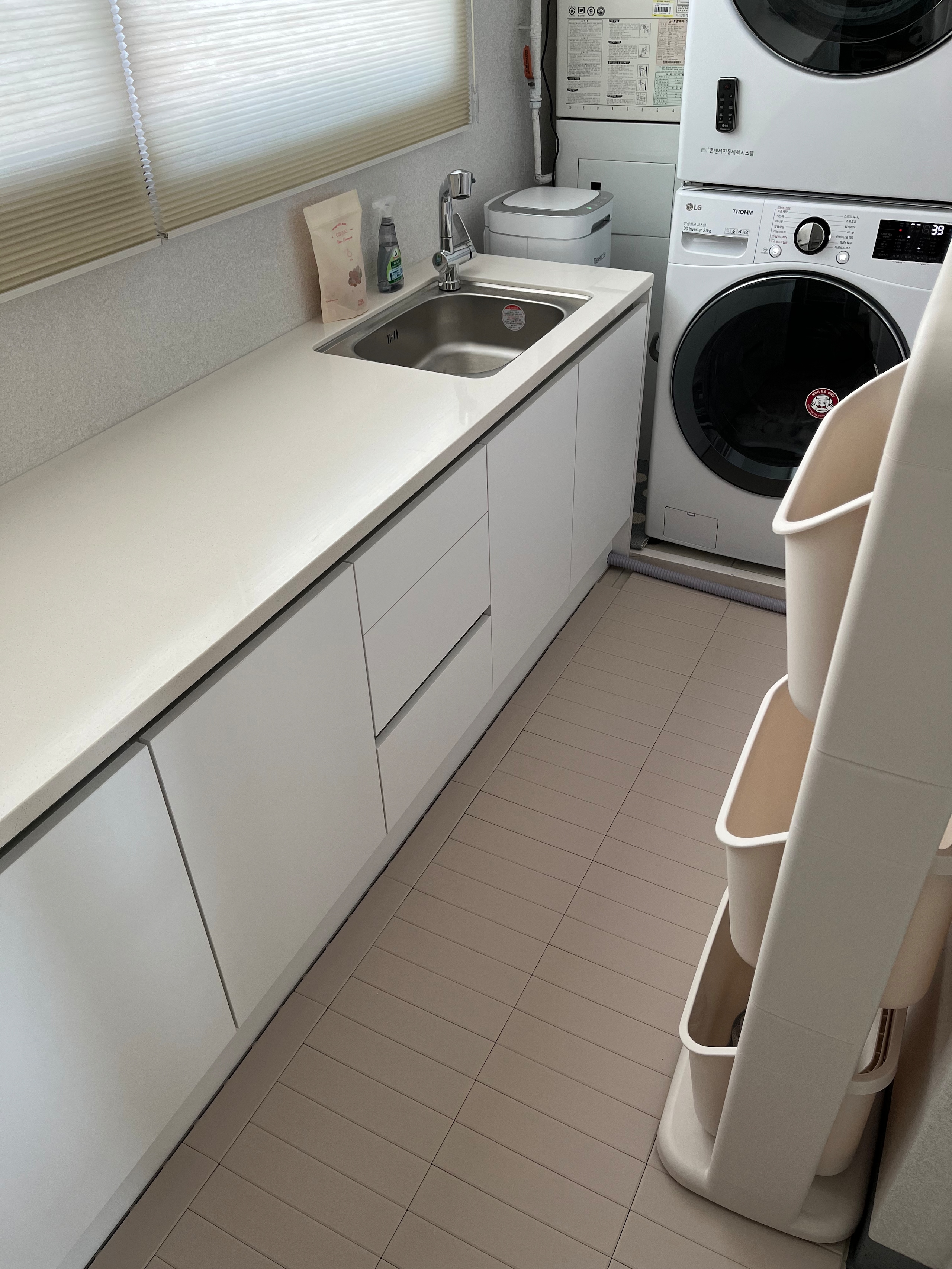 Lift & Sort Laundry Tower user photo