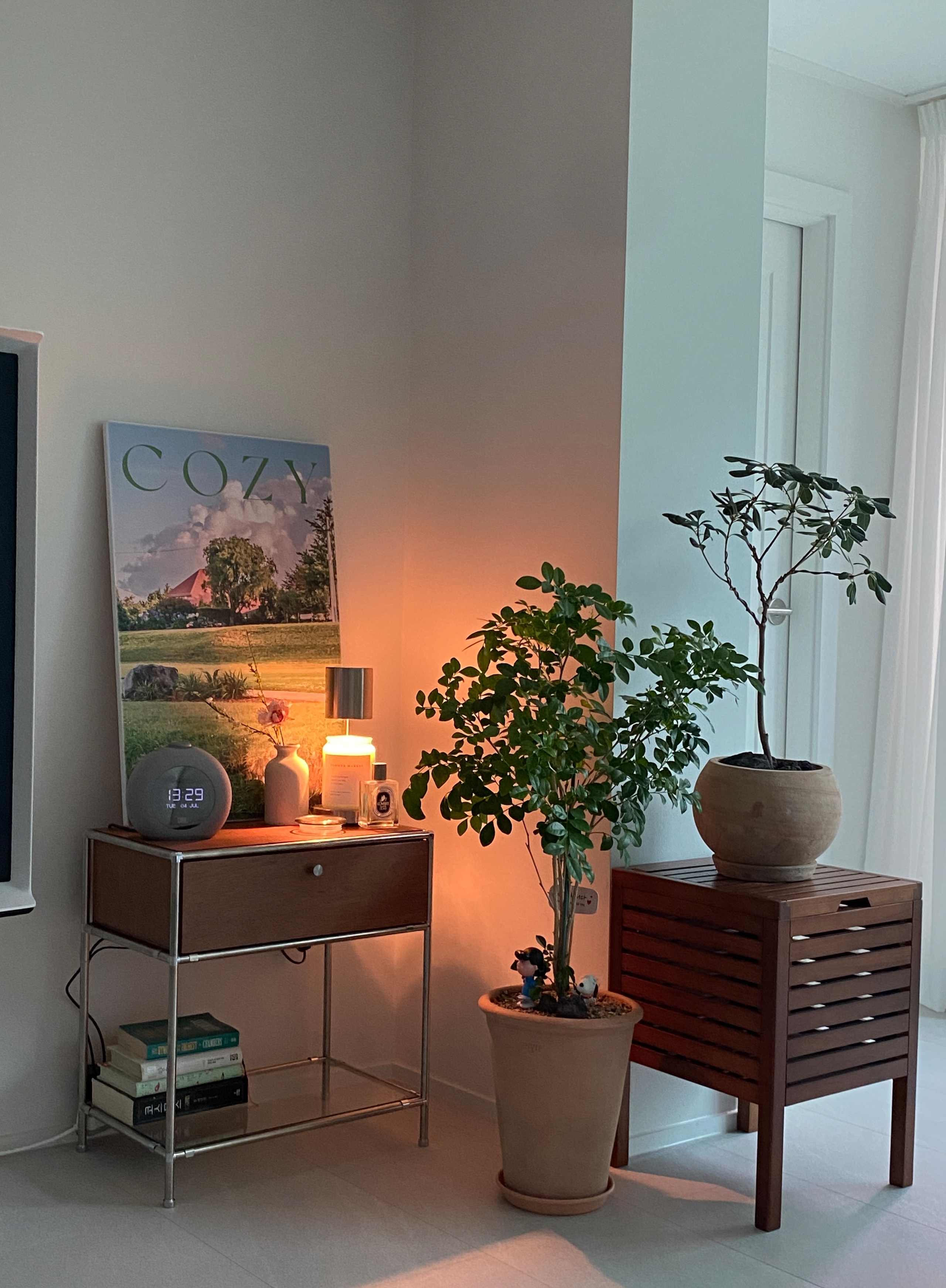 Minimalist Candle Warmer Lamp user photo