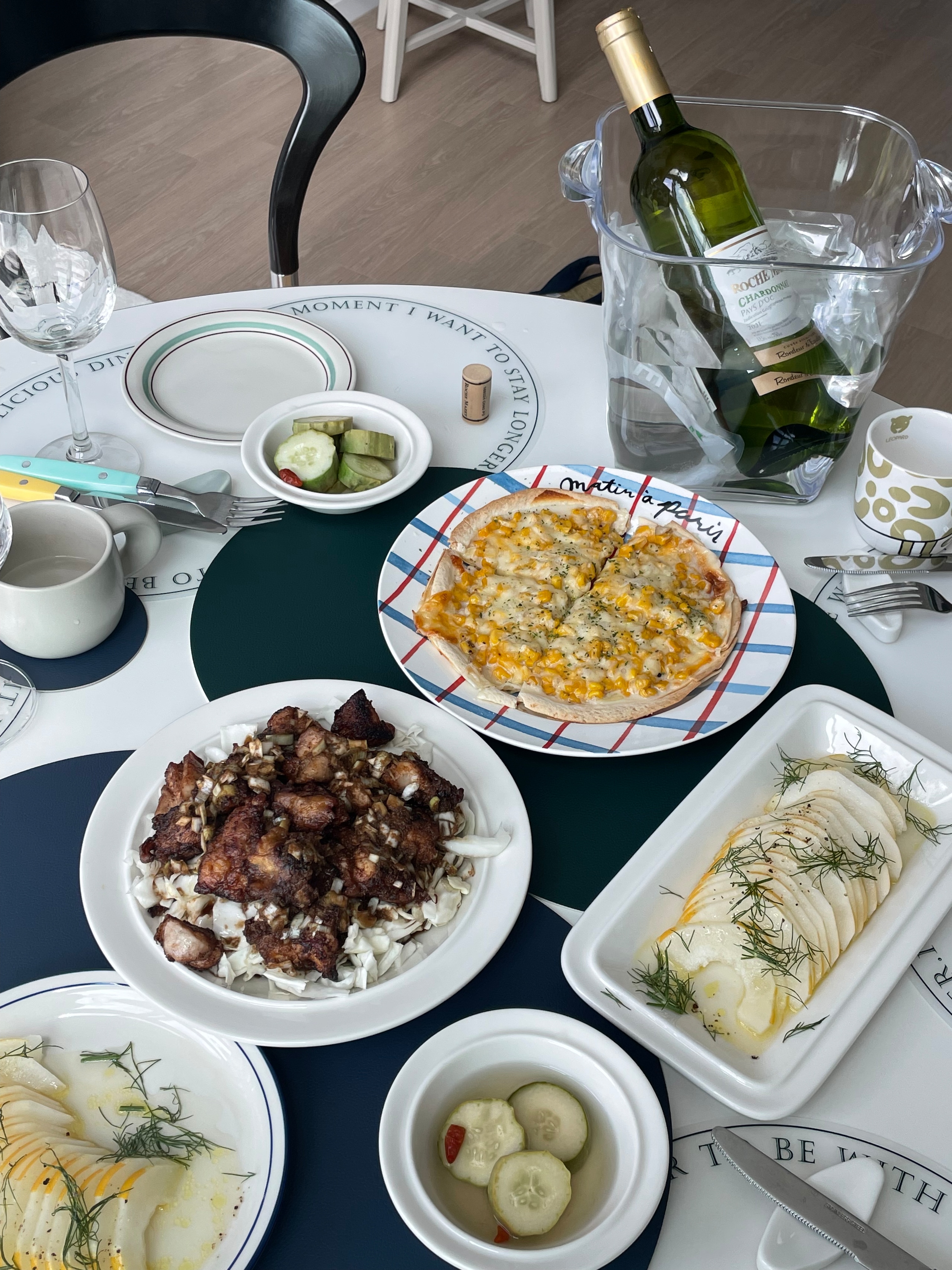 Ceramic Leaf Utensil Rest user photo