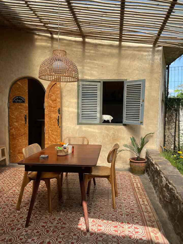 Rumah Antik ala Villa Morroco di Depok