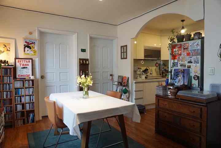 🇰🇷 多趣味な二人の暮らし：テラスと屋上付き一軒家の2階で暮らしています