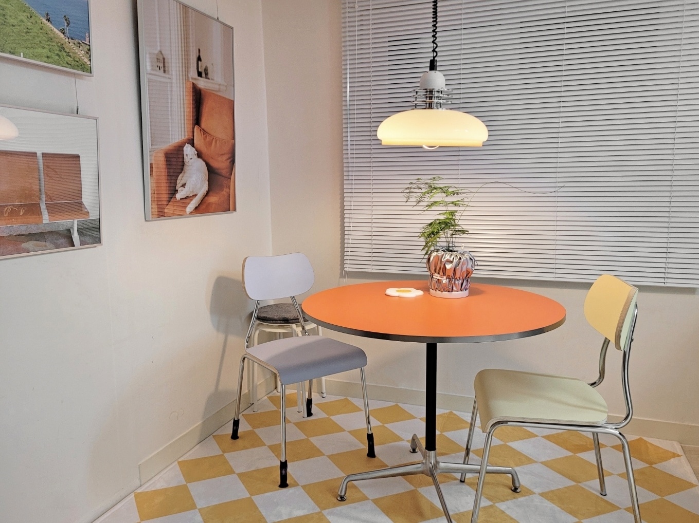 Flow Line Dining Chair user photo