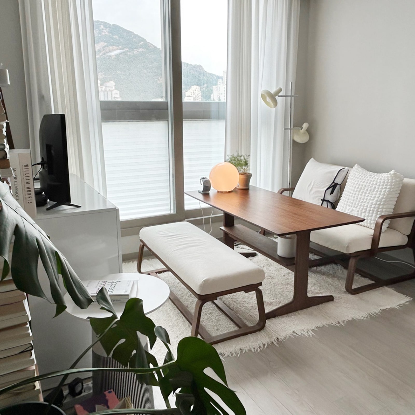 無印良品 リビングでもダイニングでもつかえるベンチ・1