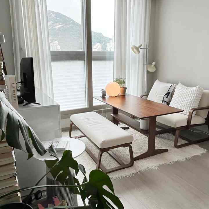 🇰🇷 テーブルを兼用して省スペース！北欧テイストの1LDK