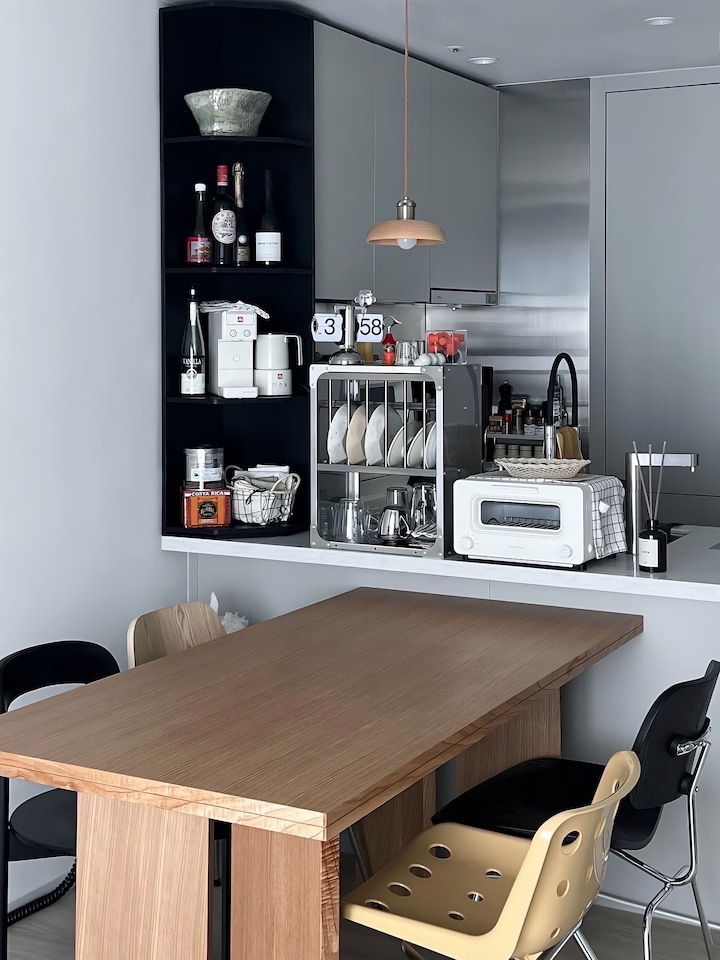 Solid Wood Curve Back Dining Chair user photo