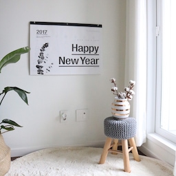 2017년 달력 달고 2017년 준비하기:)
이렇게 한살을 더 먹네요 ㅠ
그래도 내년 추석황금연휴가 벌써 기대+_+
모두 메리크리스마스🎄🎄