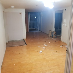 집구매후 샷시빼고 올리모델링했어용!!!^0^
집다뜯고 인테리어하는과정 마무리까지 사진올려용
작지만 아늑한 저희집이랍니당♡♡
