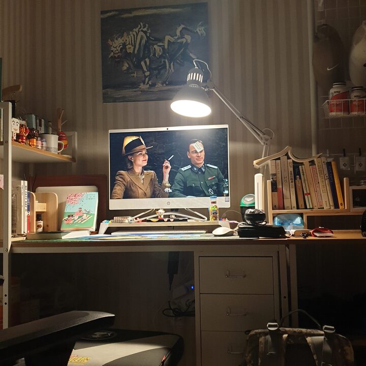 short form carousel card thumbnail