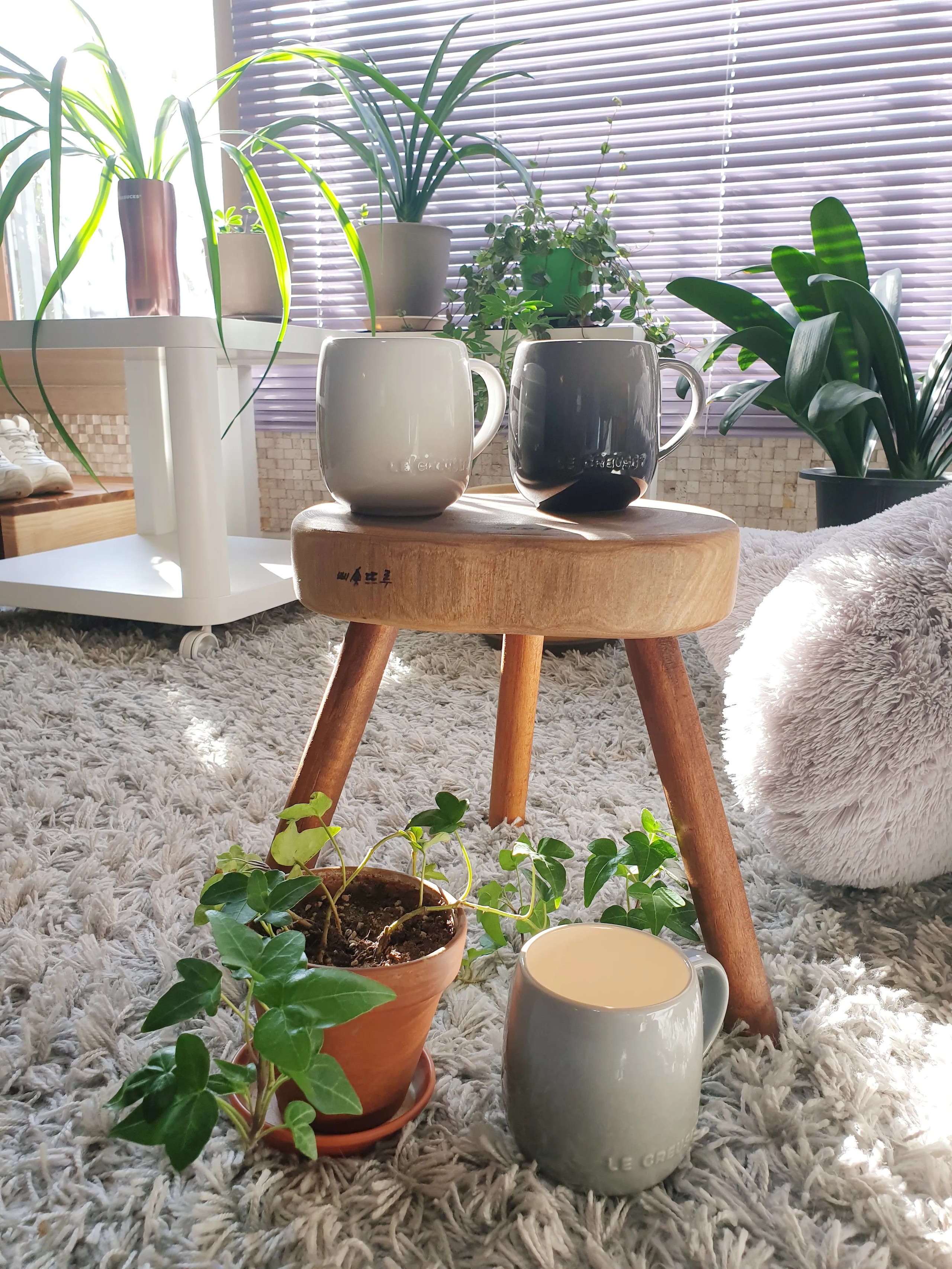 IKEA TINGBY ティングビー　サイドテーブル TINGBY ティングビー ソファサイドテーブル キャスター付き