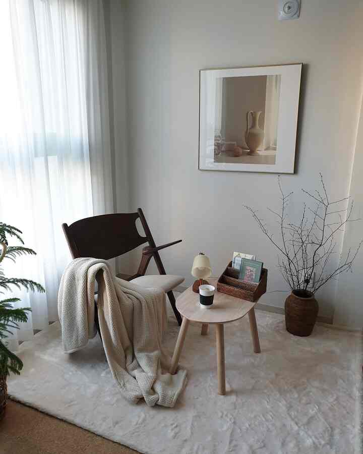 Tagged posts featuring Knitting Wood Lounge Chair 1