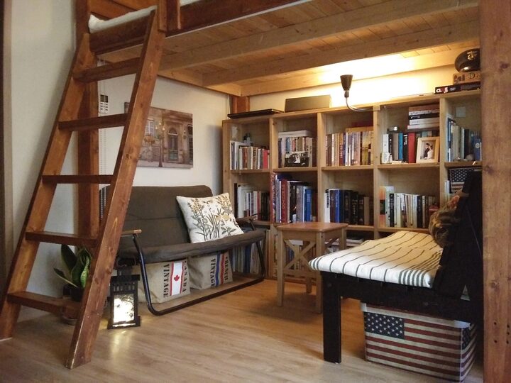 short form carousel card thumbnail