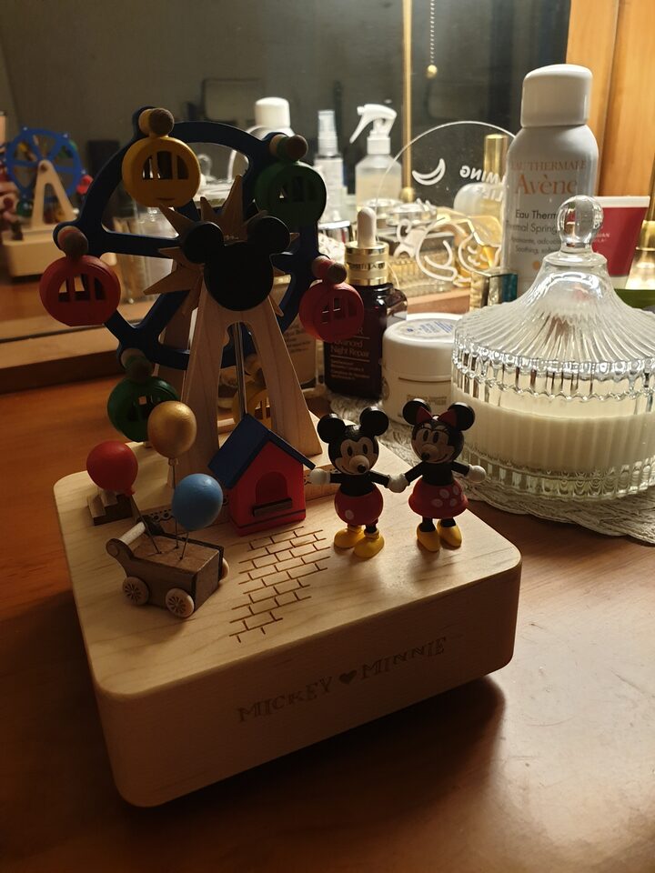 short form carousel card thumbnail