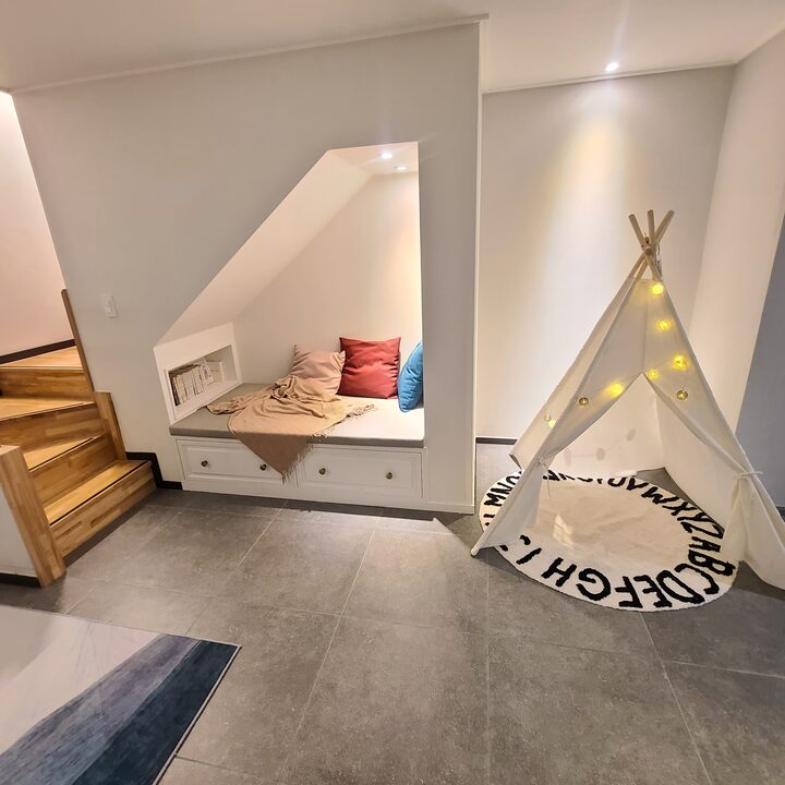 short form carousel card thumbnail