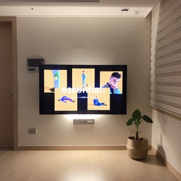 드디어 TV가 배송되고 거실이 완성되었어요