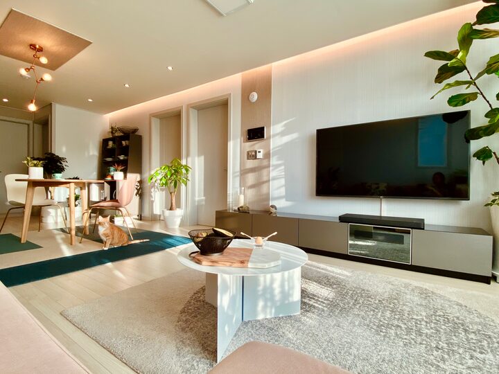 short form carousel card thumbnail