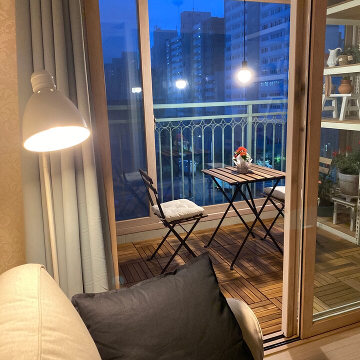 short form carousel card thumbnail