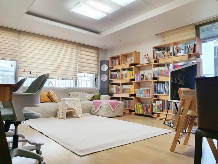 short form carousel card thumbnail