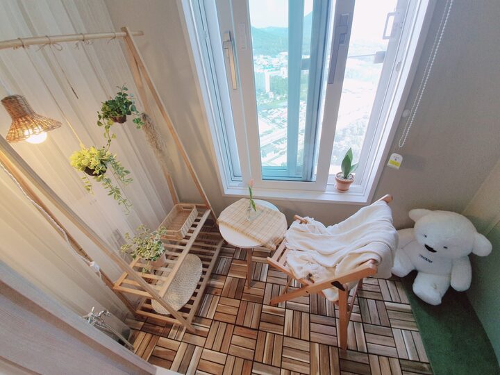 short form carousel card thumbnail