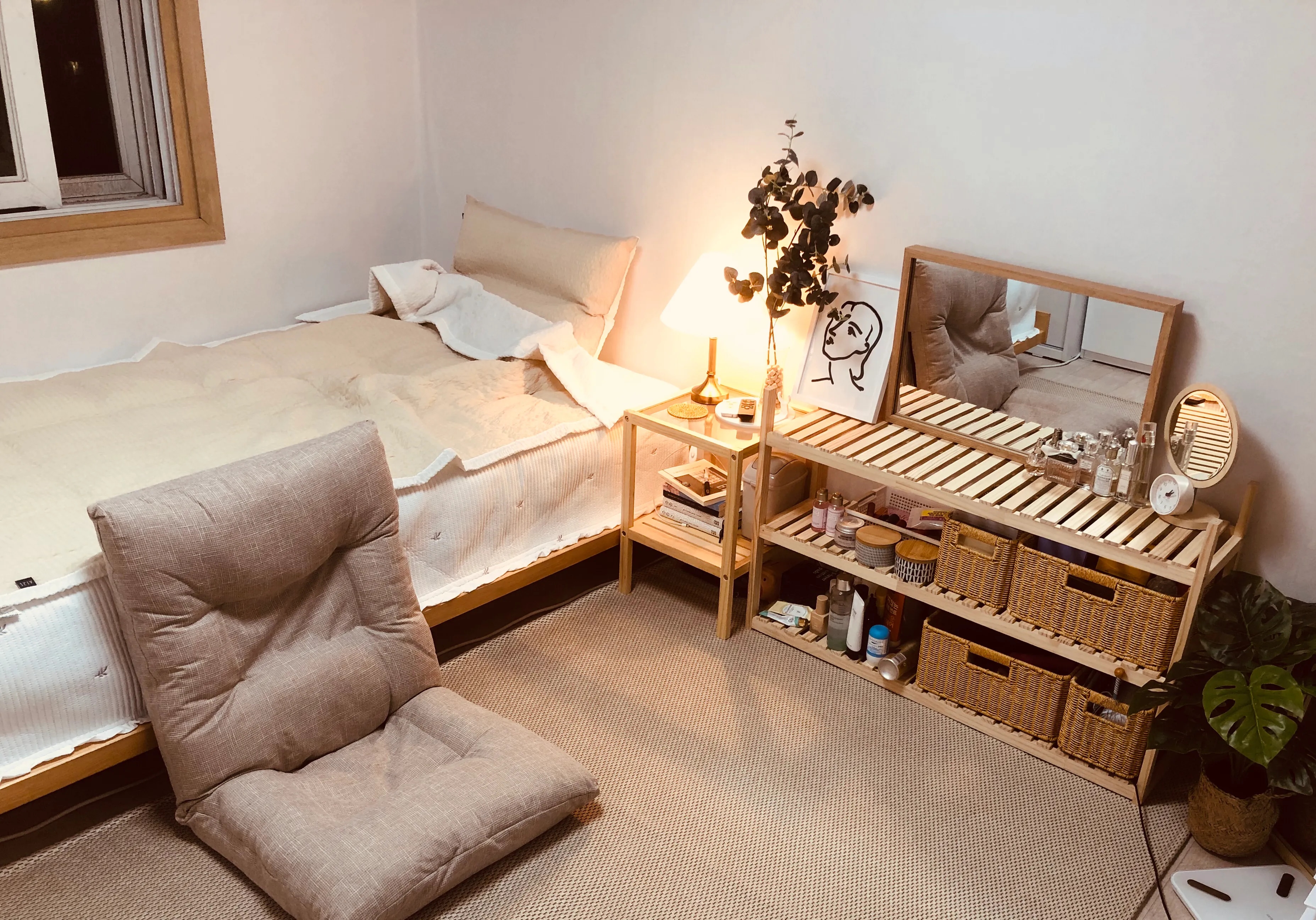 Wooden Tempered Glass Side Table user photo