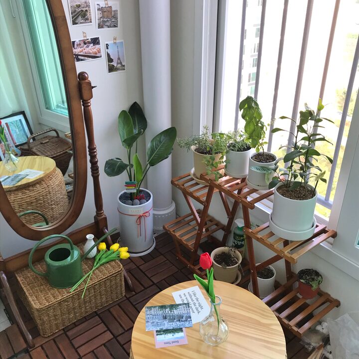 short form carousel card thumbnail