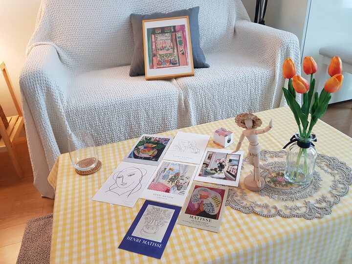 short form carousel card thumbnail