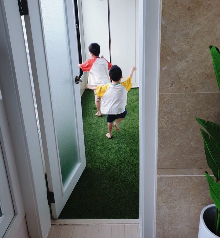 short form carousel card thumbnail