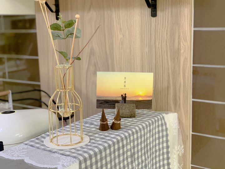 short form carousel card thumbnail