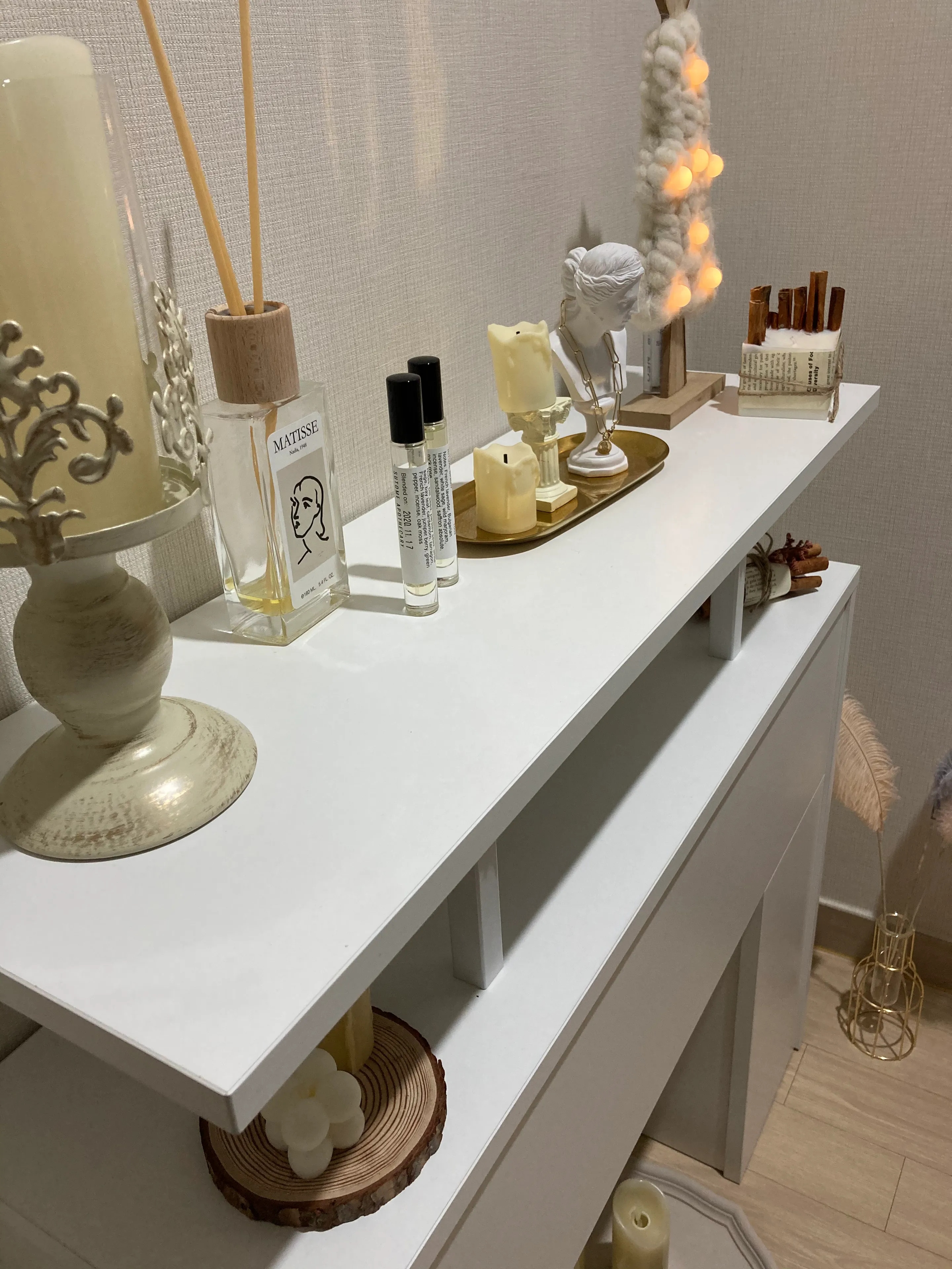 Scented Cinnamon Candle & Decor Set user photo