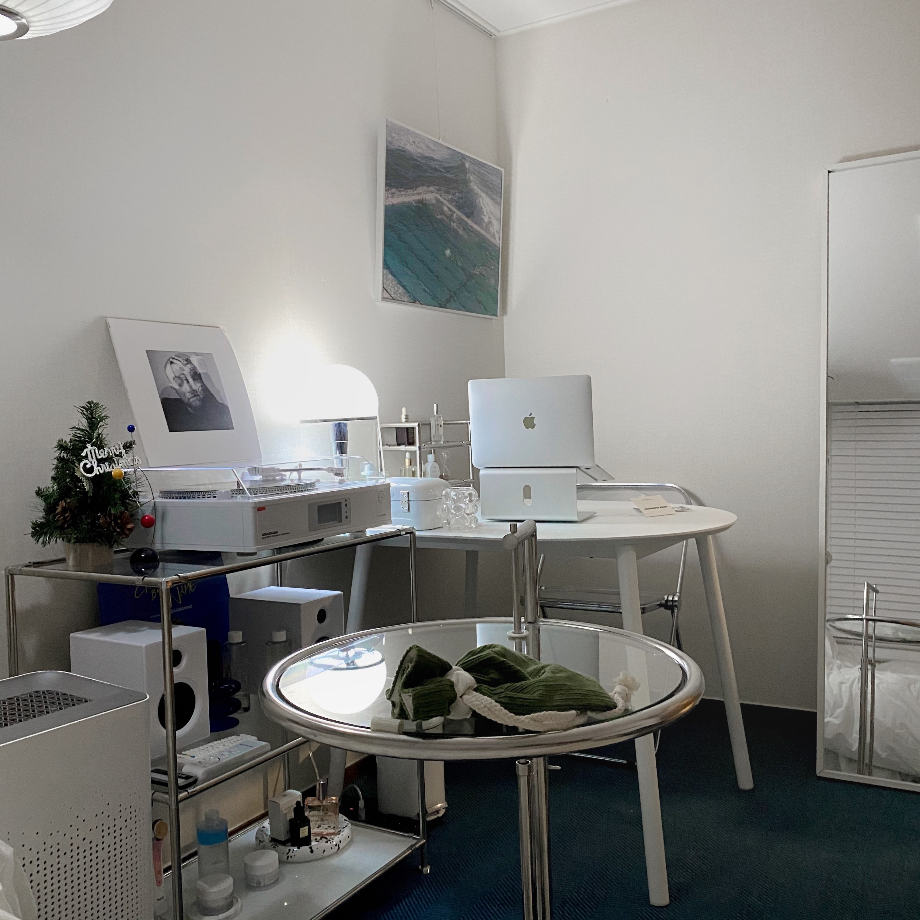 Half-Round White Laminate Dining Table user photo