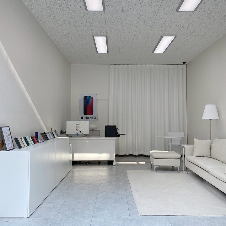 short form carousel card thumbnail