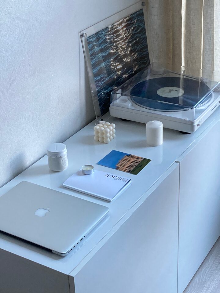 short form carousel card thumbnail