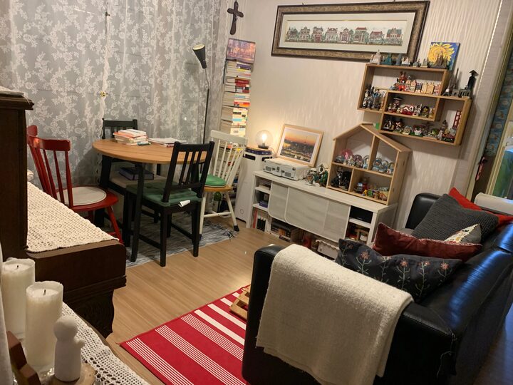 short form carousel card thumbnail