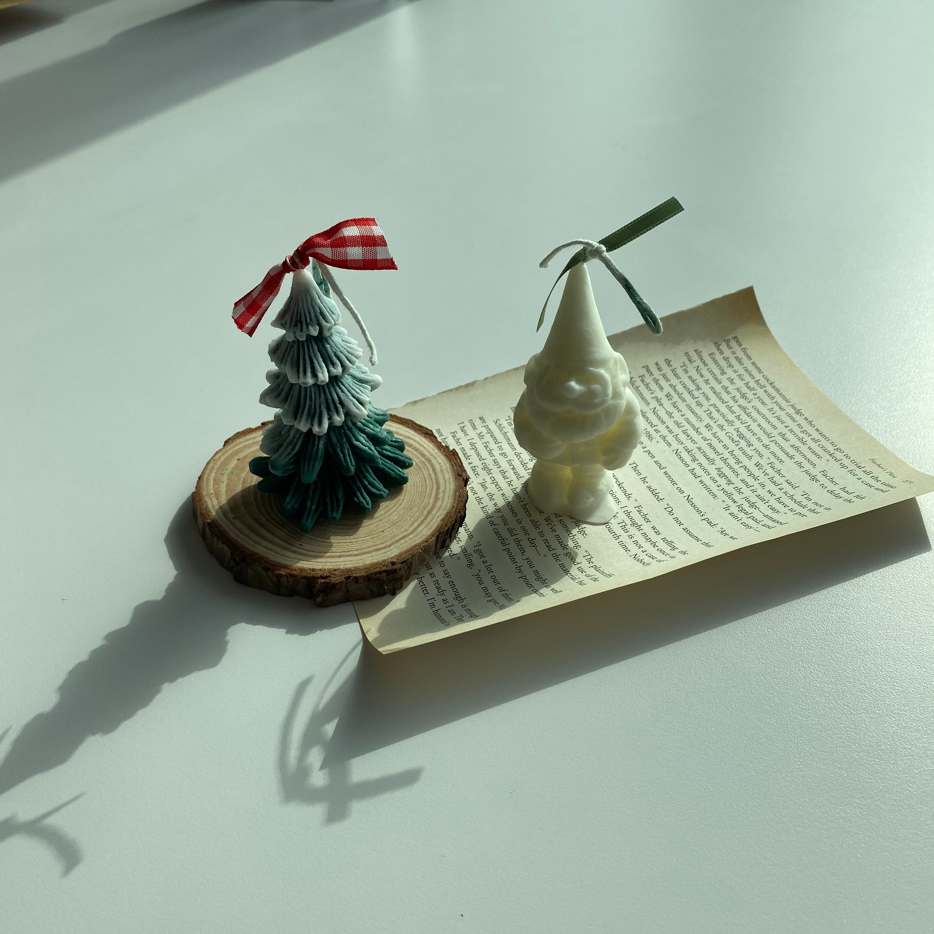 Santa & Tree Candle Holiday Gift Set user photo