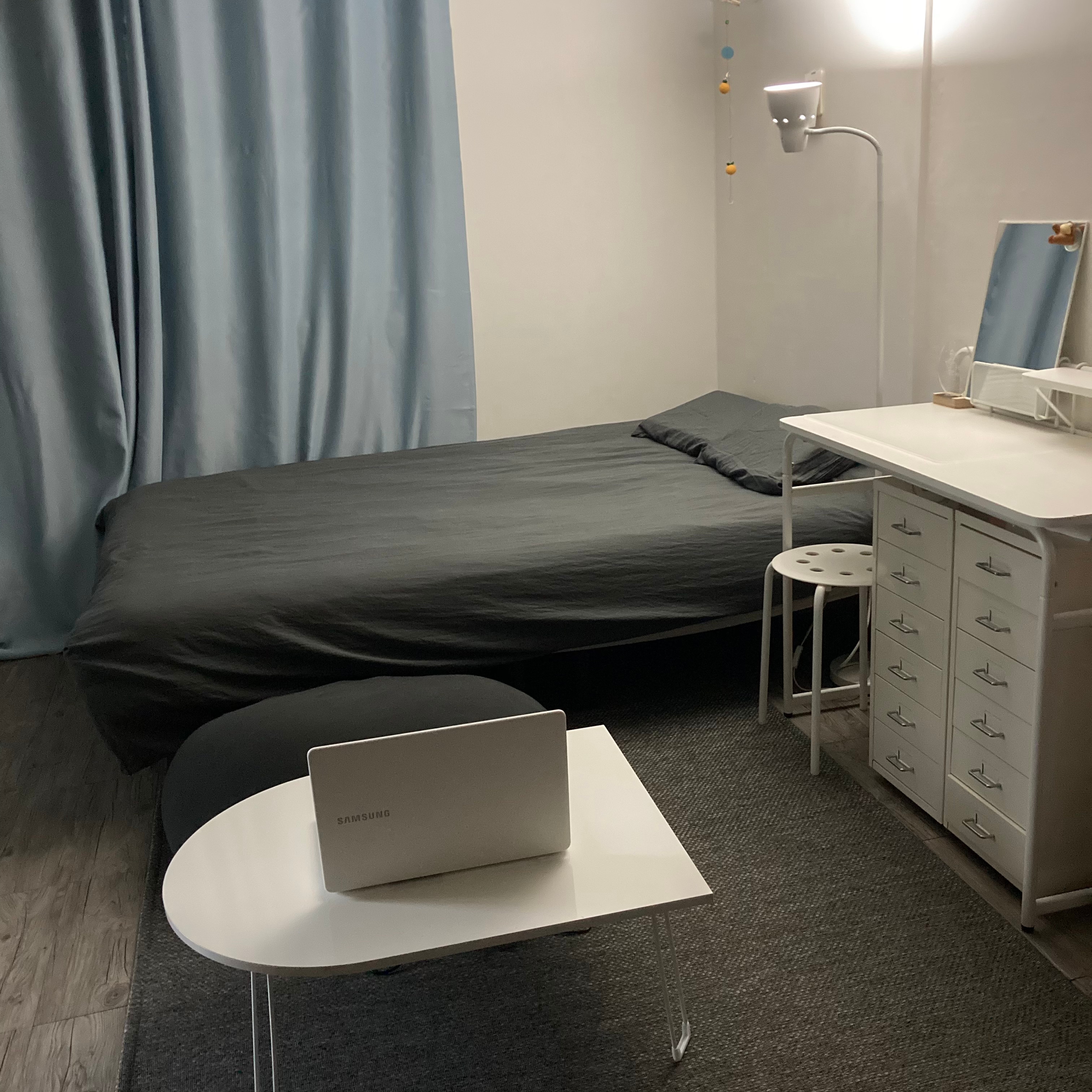 Soft Edge Folding Low Table user photo