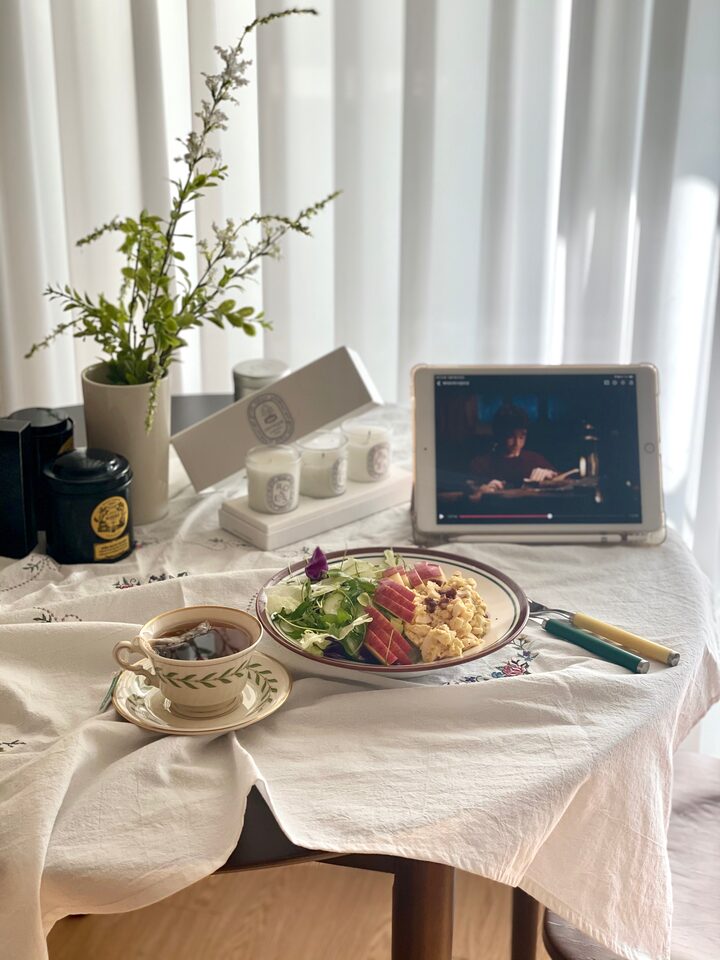 short form carousel card thumbnail