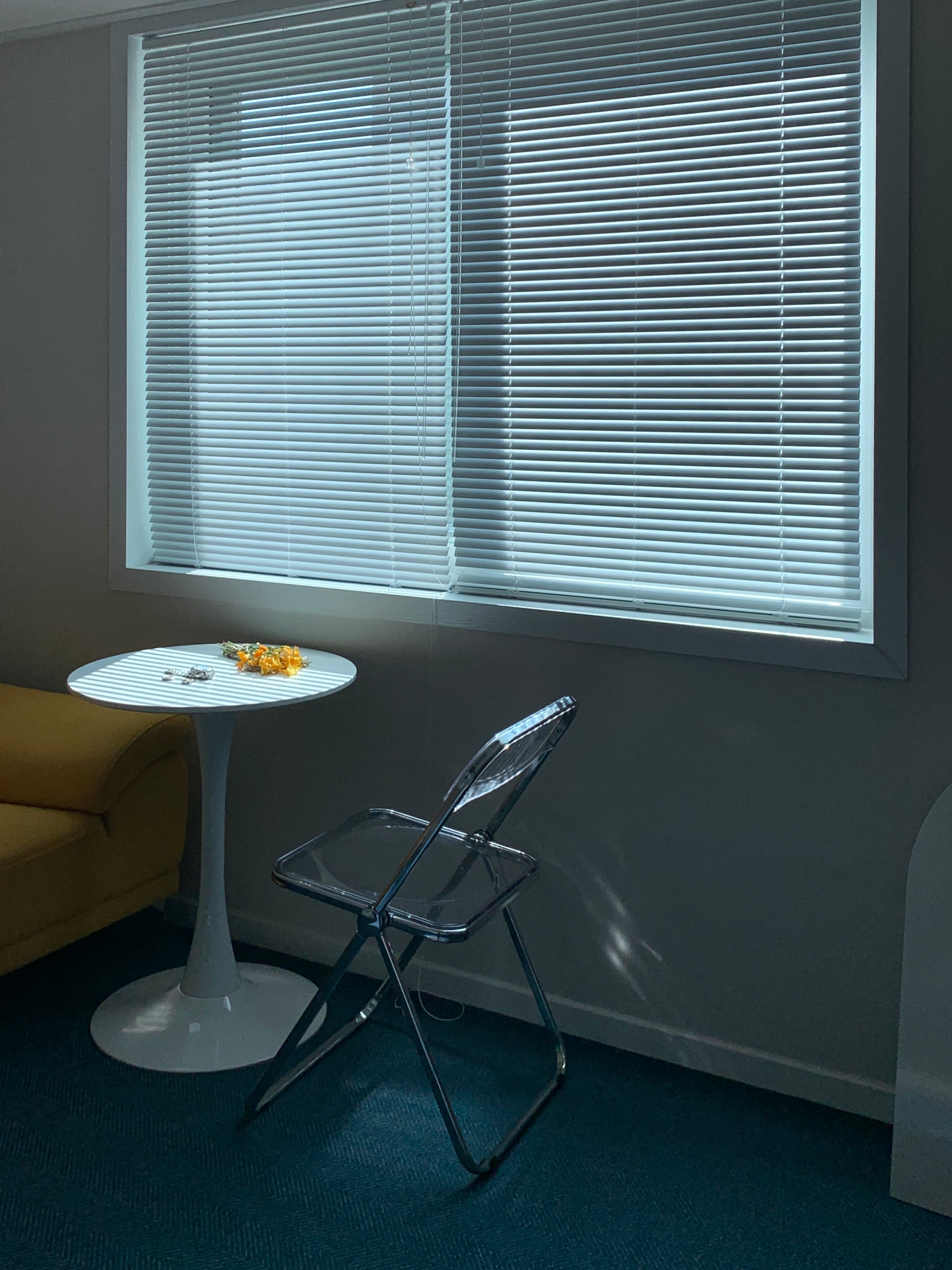 Soft Edge Folding Low Table user photo