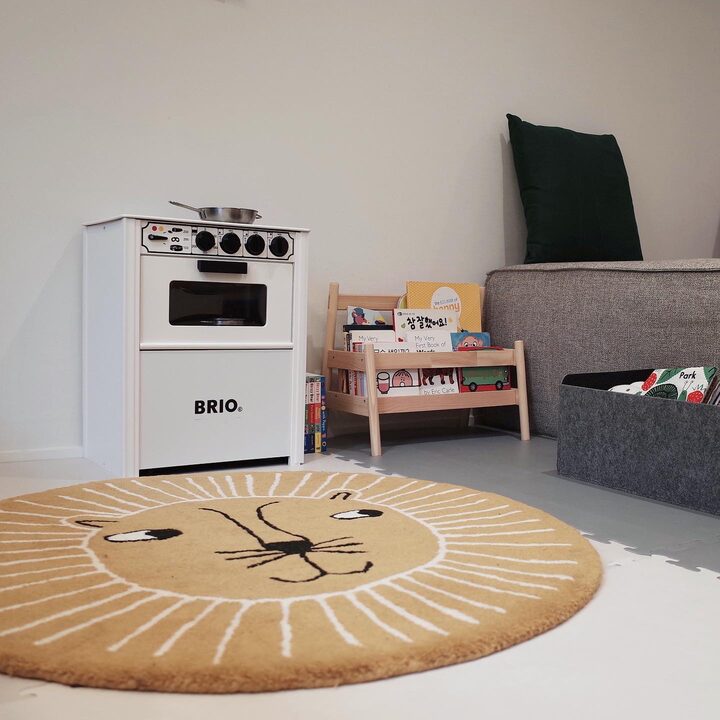 short form carousel card thumbnail