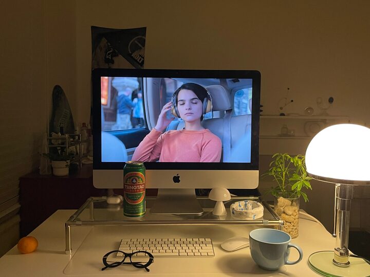 short form carousel card thumbnail