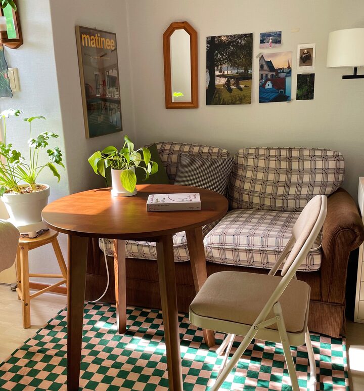 short form carousel card thumbnail