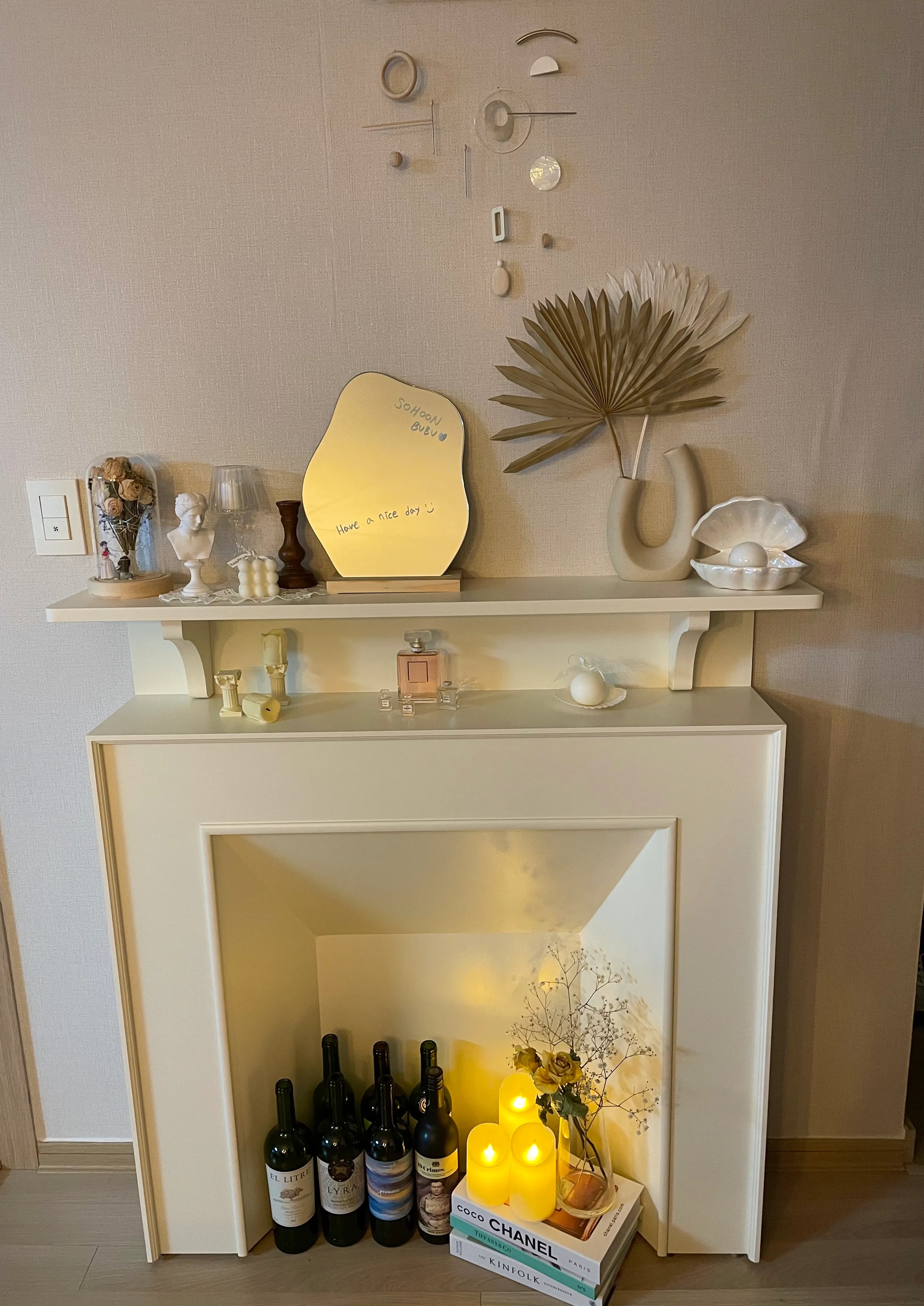 Pearl Mini Candle & Shell Tray Set user photo