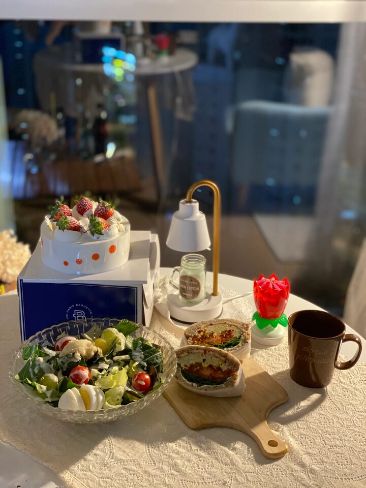 short form carousel card thumbnail