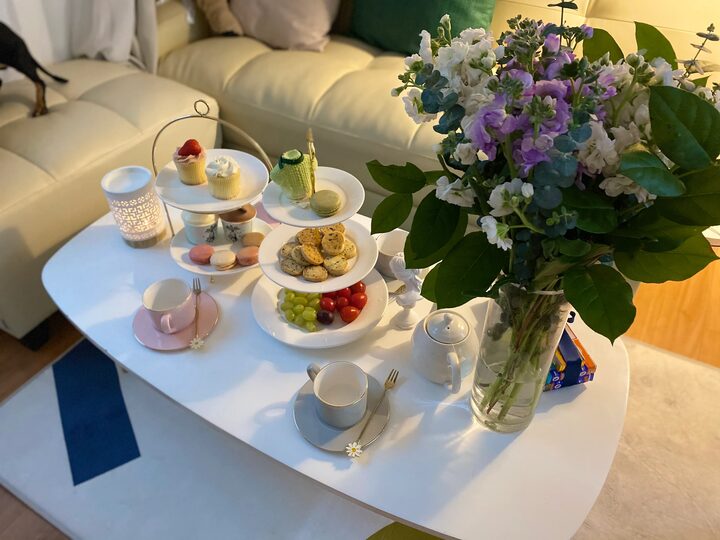 short form carousel card thumbnail